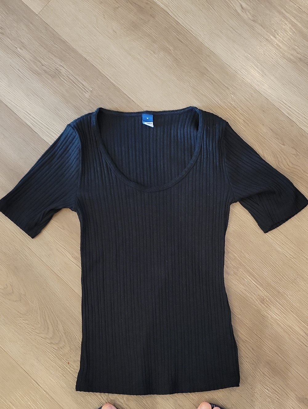 Old Navy Black Fitted T In EUC